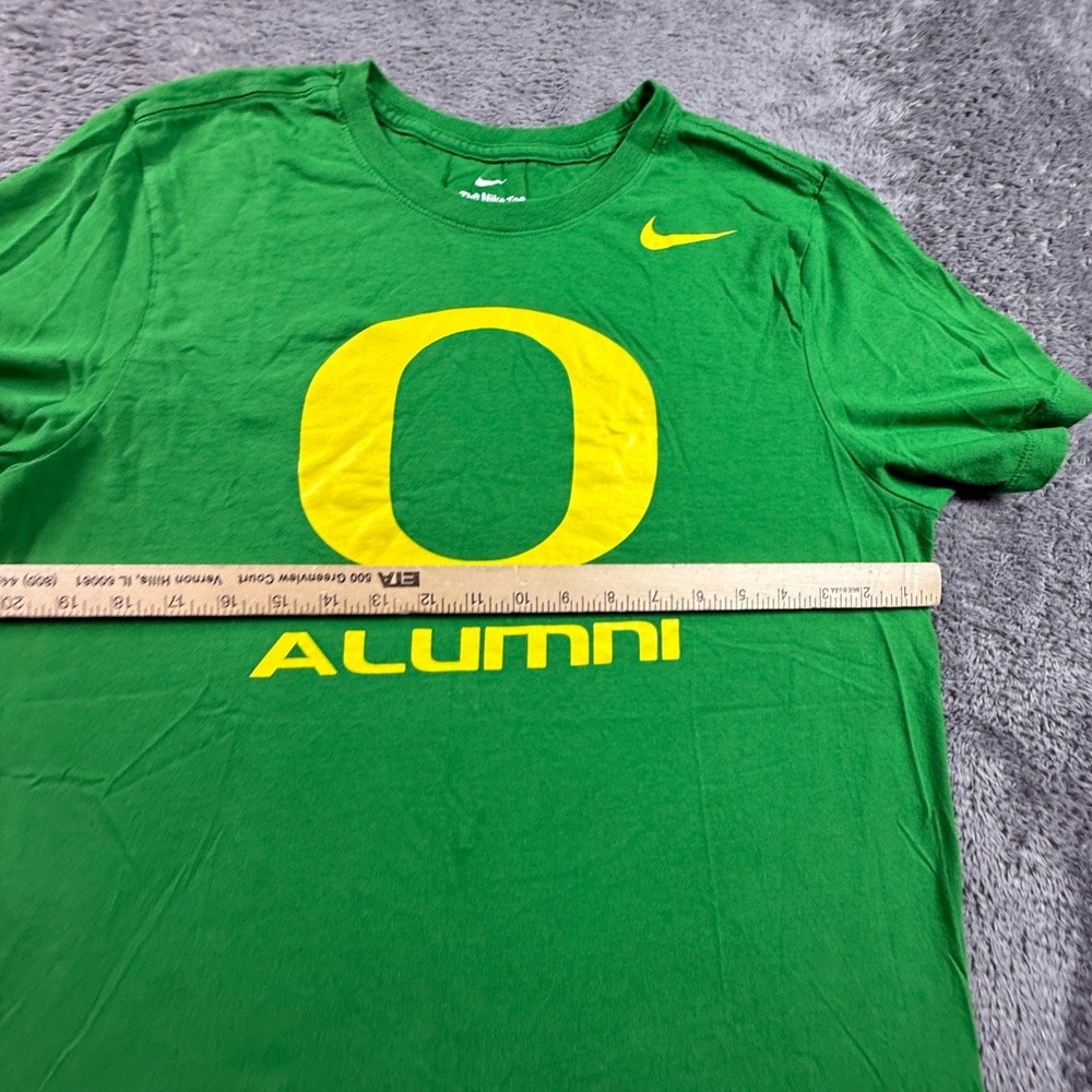 Nike Oregon Ducks Alumni Tee M Mens Green Yellow Crew Neck Short Sleeve UofO - Picture 4 of 4